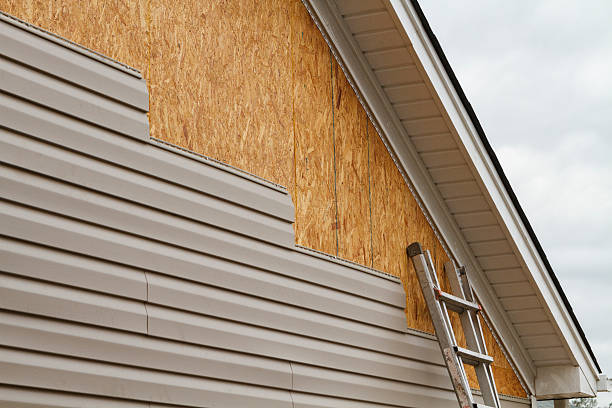 How To Choose The Right Materials for Your Siding Installation in 'Dunstan, ME